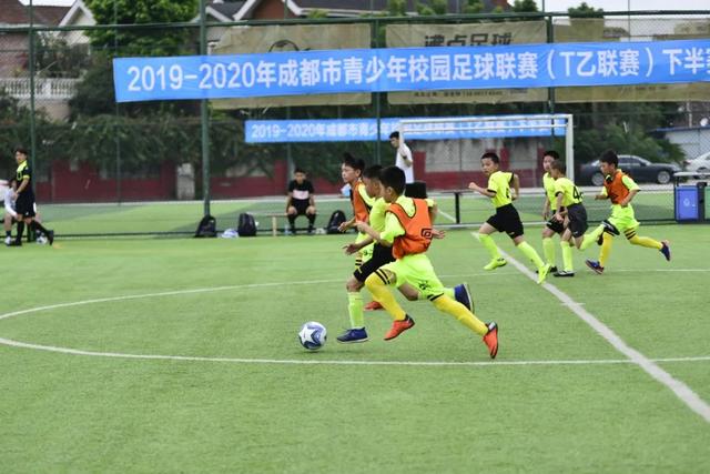 替补焦泊乔爆发，中国83-78险胜乌拉圭